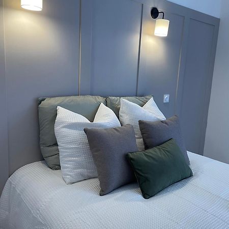 Duplex Raffine, Elegant & Climatise - La Mezz Apartamento Nîmes Exterior foto